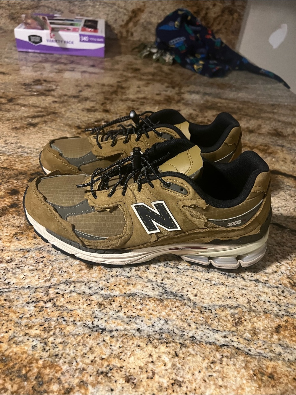New Balance Men's Olive/Tan 2002R Trail-Style Sneakers